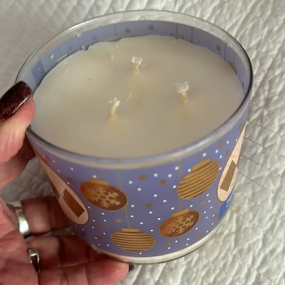 Bath & Body Works 3 Wick Scented Candle Blueberry Sugar